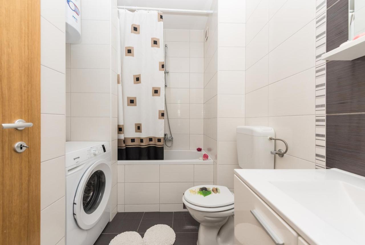 Apartmán Neno Makarská Exteriér fotografie