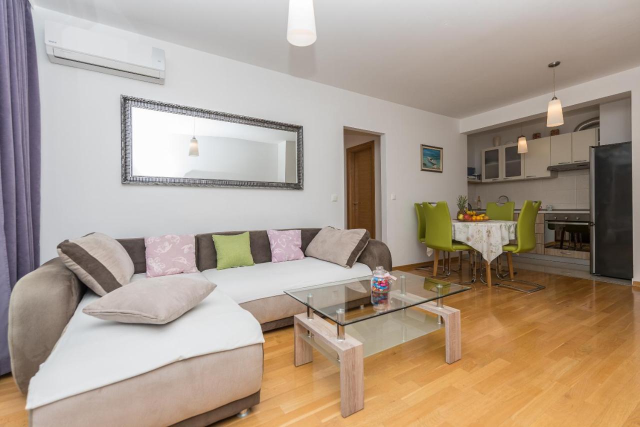 Apartmán Neno Makarská Exteriér fotografie